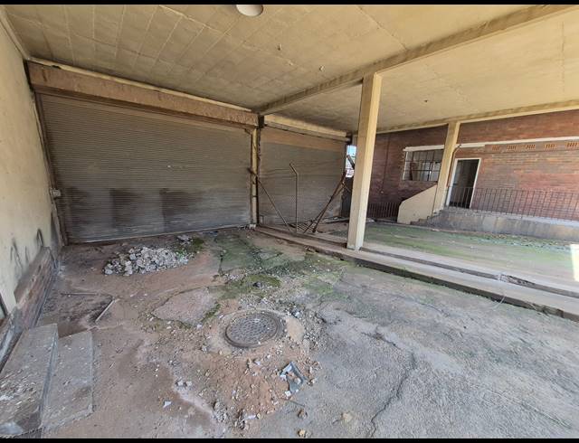 9,600M² WAREHOUSE FOR SALE IN DENVER